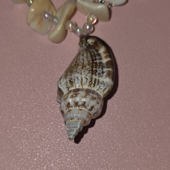 Matching shell Necklace + bracelet - Picture 3 of 3